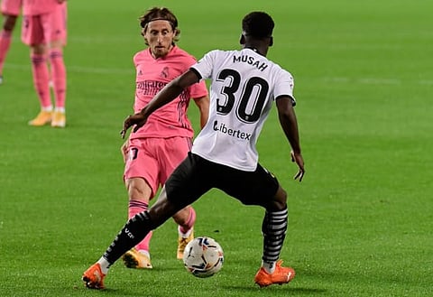 Report: Leeds plot swoop for record-breaking wonderkid wanted by England
