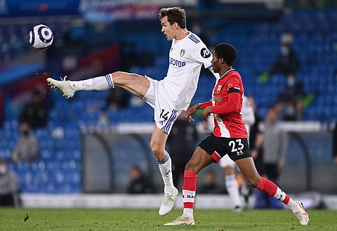 Diego Llorente shares Twitter message after completing first 90 minutes for Leeds