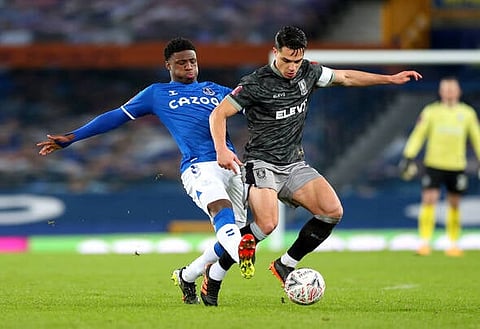 Everton left-back Small would cost Leeds around £1m