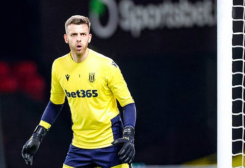 Angus Gunn to undergo Norwich medical today as Leeds United lose transfer race