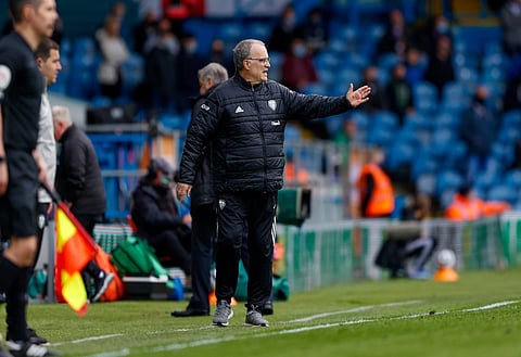 Tony Cascarino: Ben White has the Marcelo Bielsa seal of approval