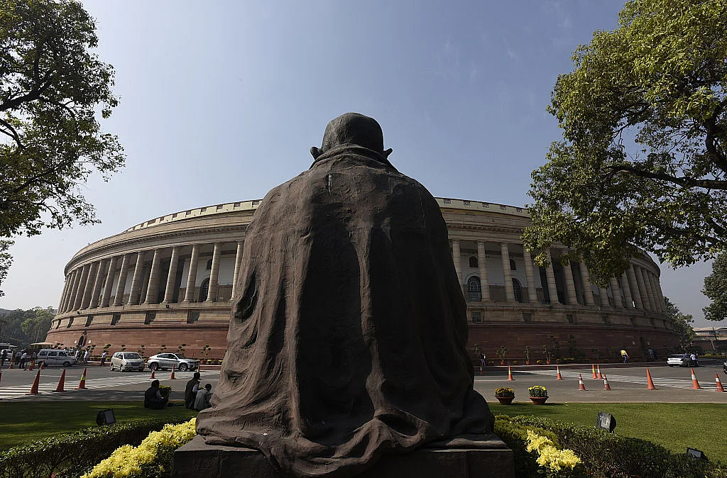 Editorial: Modi Sarkar, beware of tampering with the Constitution