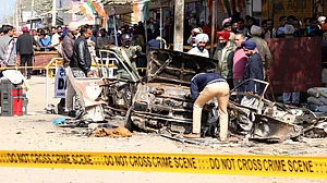 Punjab Polls: Deras keep people guessing