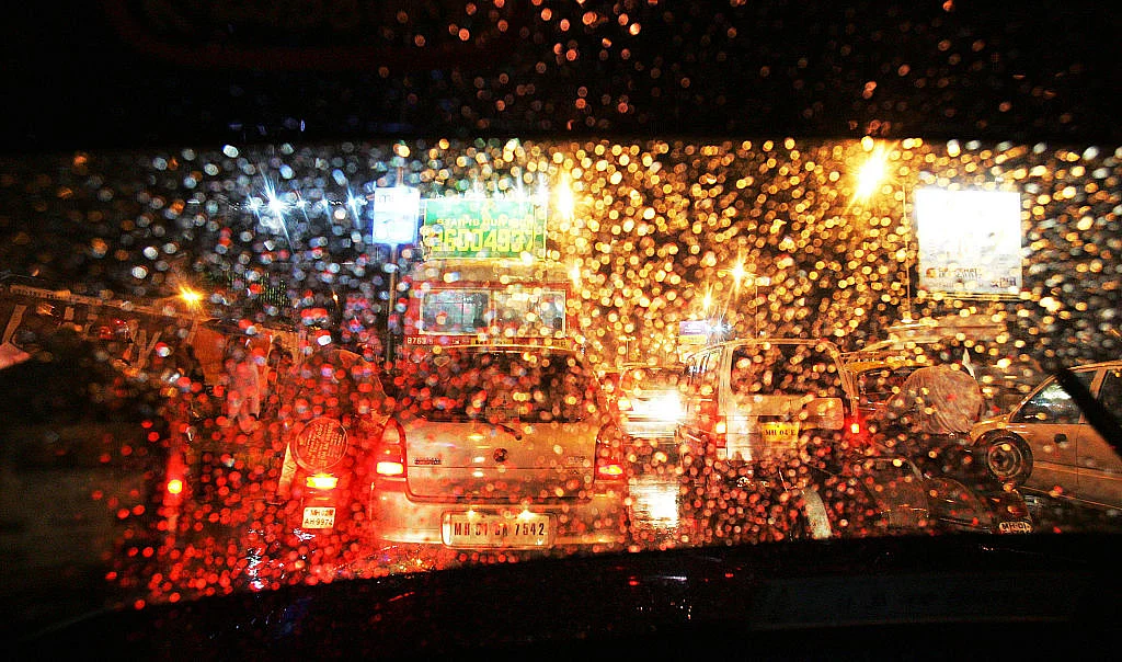 Cabbies and straws in the wind