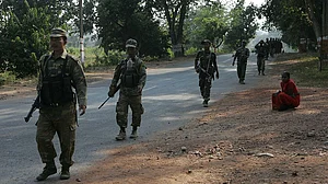 Four police personnel injured in naxal attack in Chhattisgarh's Bijapur
