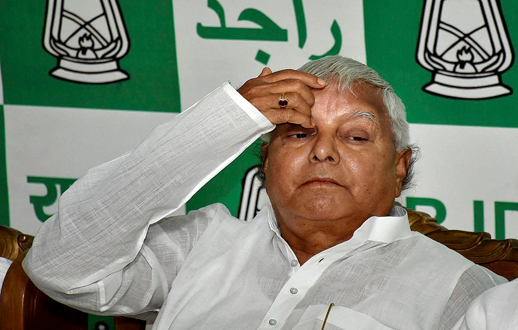 Lalu Yadav, Sushil Modi spar over ‘mall scam’
