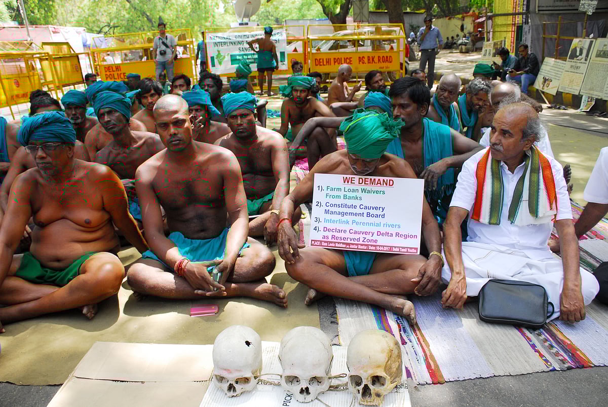 BJP Kisan Morcha supports protest of farmers from TN