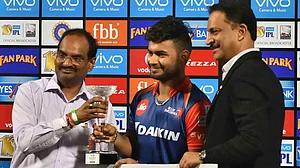 IPL 10: Rishabh Pant’s 97 keeps Delhi’s boat floating
