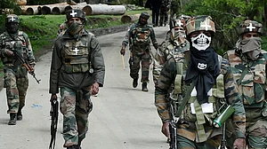 In The Headlines: Huge anti-militancy operation in Kashmir