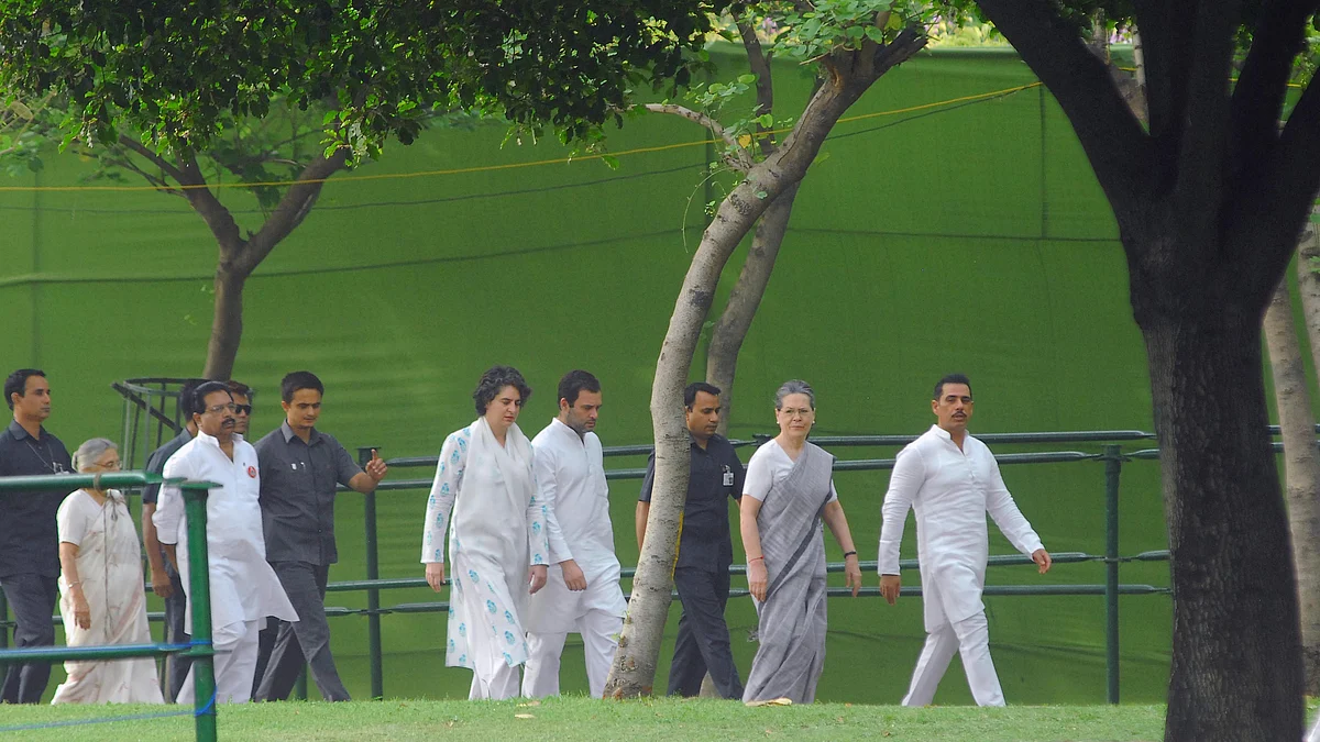 NH Photo by Pramod Pushkarna