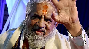 The enigma of Chandraswami