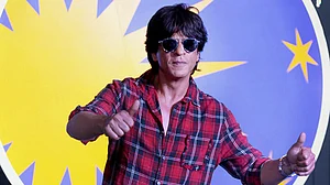 Entertainment: Cinema halls are better than films, says SRK