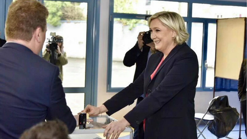 Photo courtesy: Facebook/Marine Le Pen