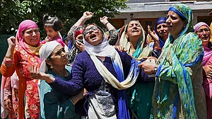 Srinagar cop lynching: How did prominent people react?