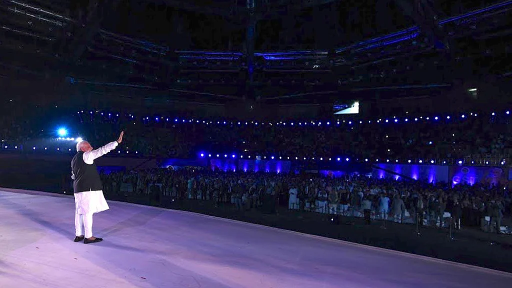 Photo courtesy: Twitter\@narendramodi