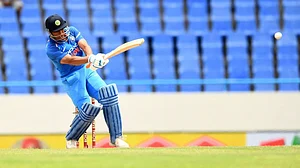 Dhoni, Jadhav star in a comfortable win for India