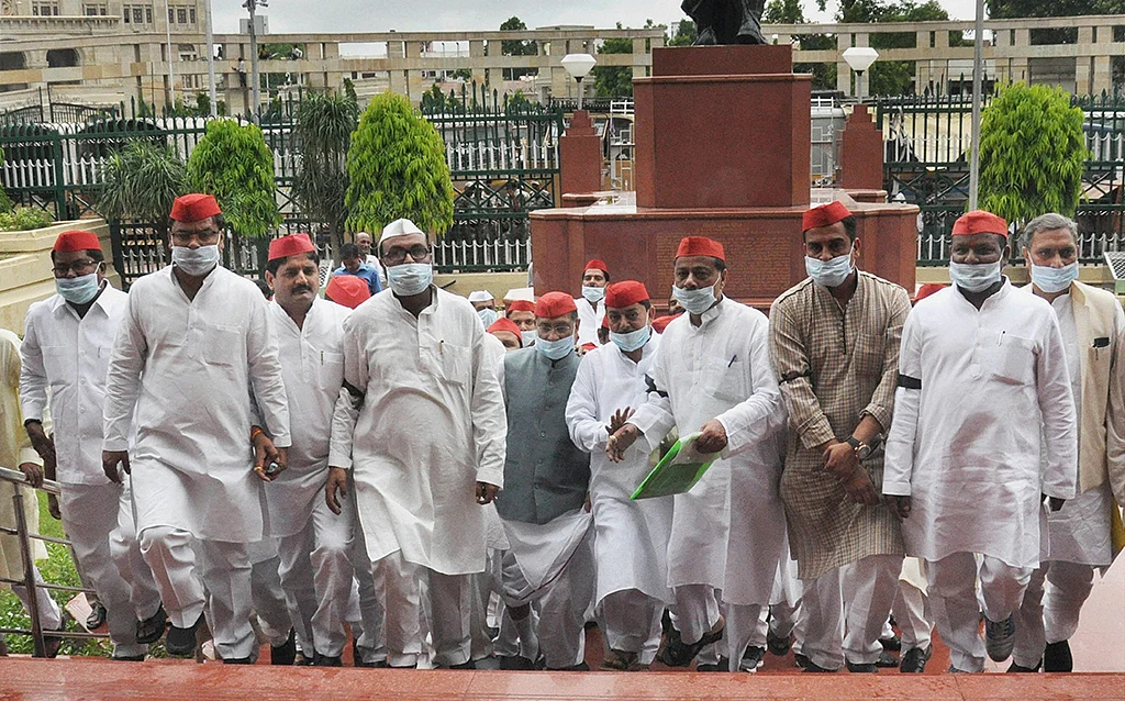 PTI Photo