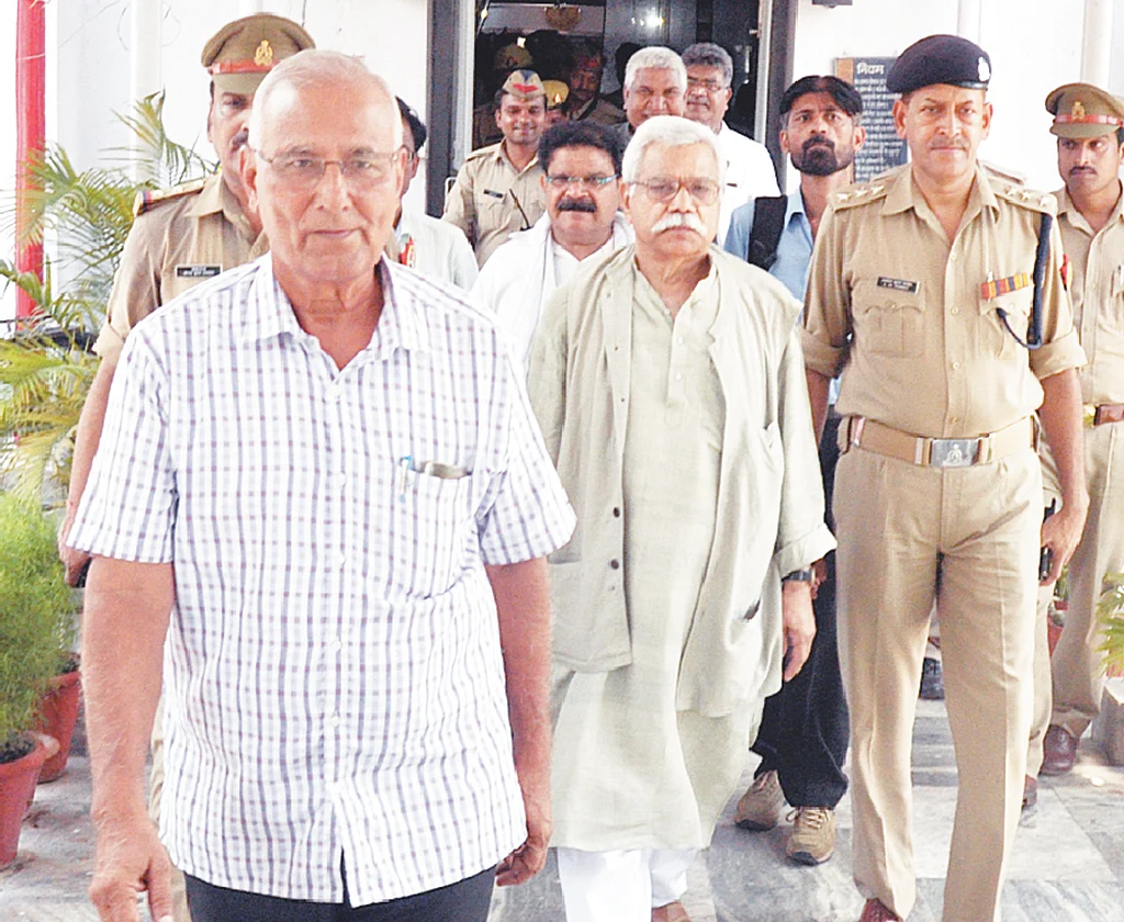 UP Police detains Dalits, disrupts seminar; arrests activists