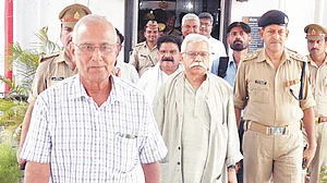 UP Police detains Dalits, disrupts seminar; arrests activists