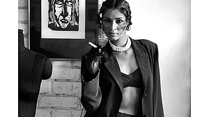 Does Fashion promoting unhealthy habits need to be reevaluated?