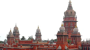 Madras HC to hear pleas of 18 disqualified AIADMK MLAs