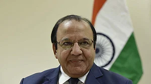 Gujarat poll schedule delay draws sharp criticism