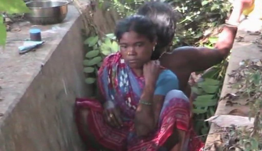 Odisha: Woman denied admission, delivers in drain next to hospital