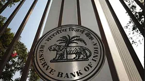 Over 23,000 bank fraud cases involving ₹1 lakh crore in 5 yrs: RBI
