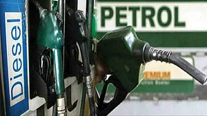 Diesel price hits record high of ₹69.46, citizens still waiting for ‘achhe din’