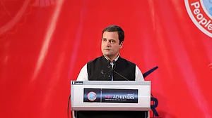 Rahul urges NRIs to help fight forces of “hate and division”