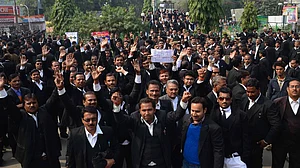 Uttar Pradesh: Lawyers boycott work after colleague booked under Gangsters Act