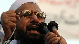 Government crackdown on Hafiz Saeed polarises Pakistan