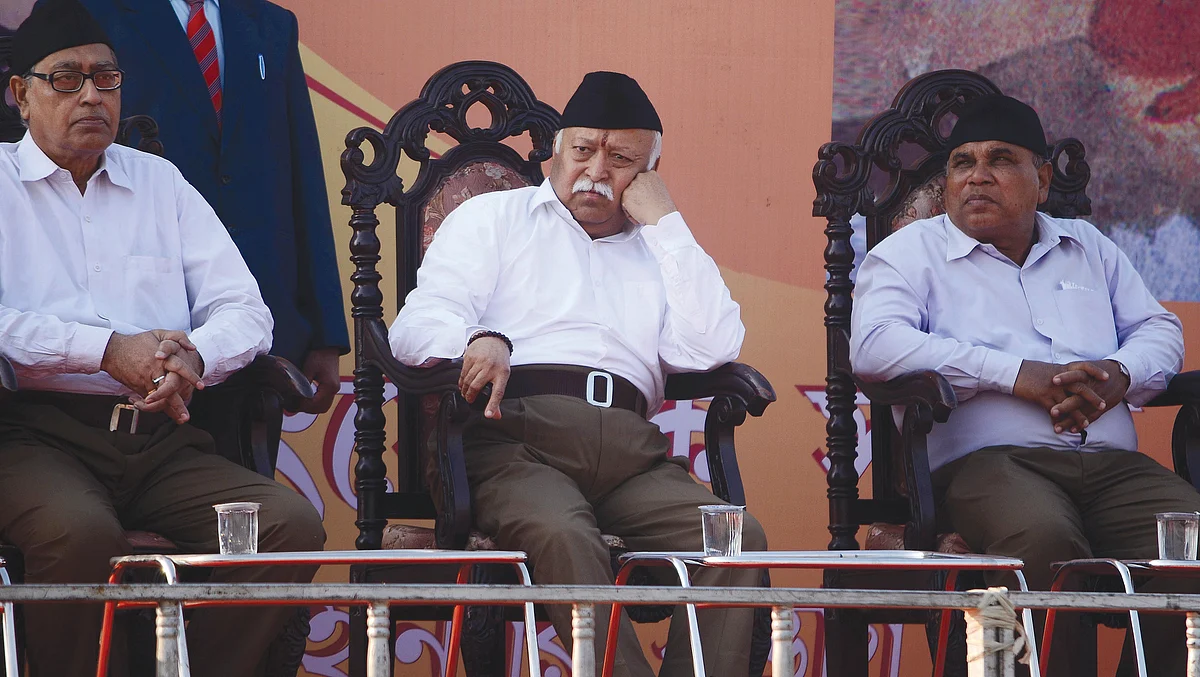 Mohan Bhagwat’s militia  menaces the Republic