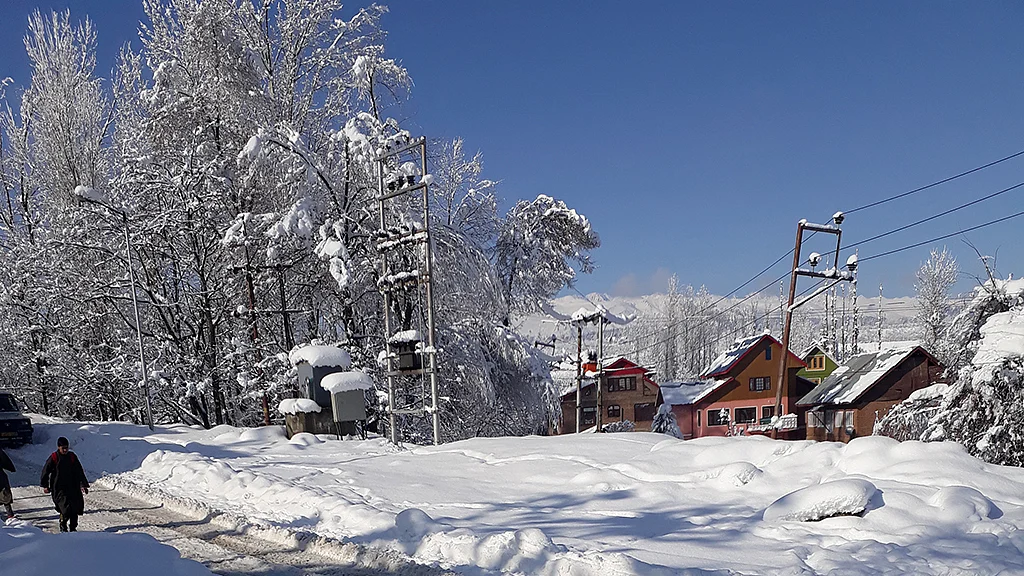 NH Photo by Gulzar Bhat