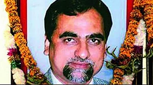 Ask Maharashtra to state position on Judge Loya probe, Dave urges SC