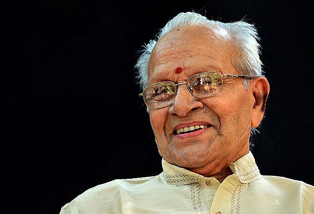 Kathakali Maestro Vasudevan Nair collapses during performance, dies     