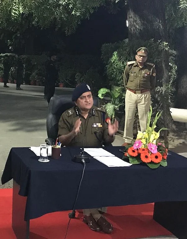 Phone courtesy: Twitter