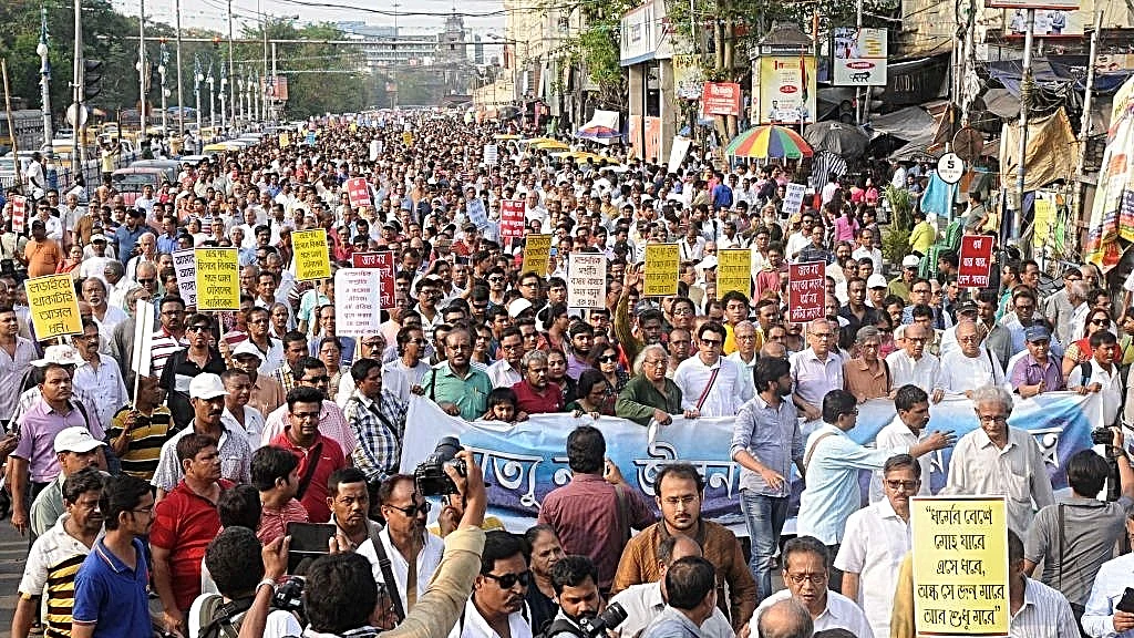 Kolkata marches for communal harmony in West Bengal