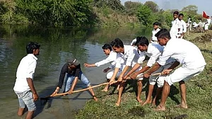 Mandir, Masjid, Gurudwara join hands to clean river in Uttar Pradesh