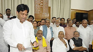Muslims angry at Deen Bachao rally organisers’ ‘deal’ with Nitish