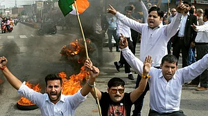 Kathua rape: BCI’s clean chit to Jammu Bar worrying; CBI probe could go the same way