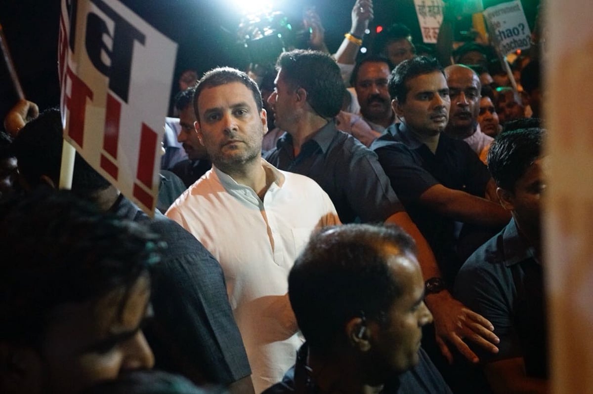 Candlelight march led by Congress President Rahul Gandhi in pictures