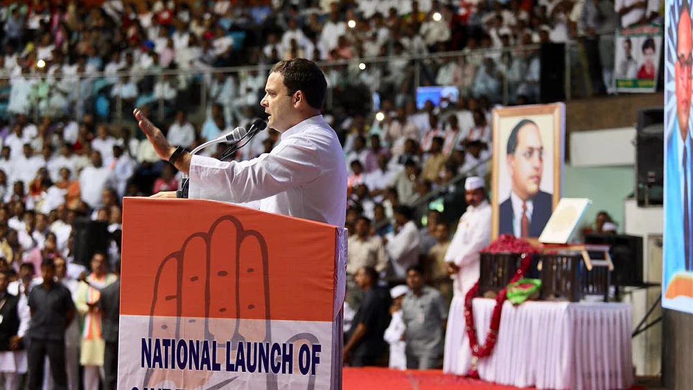 Rahul points to Modi’s Karmayog book to show PM’s “anti-Dalit mindset”