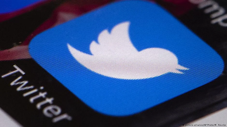 Twitter removes 1.6 lakh terror-promoting accounts