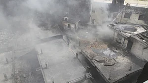 Malviya Nagar warehouse burns in deadly fire; AAP, BJP blame each other