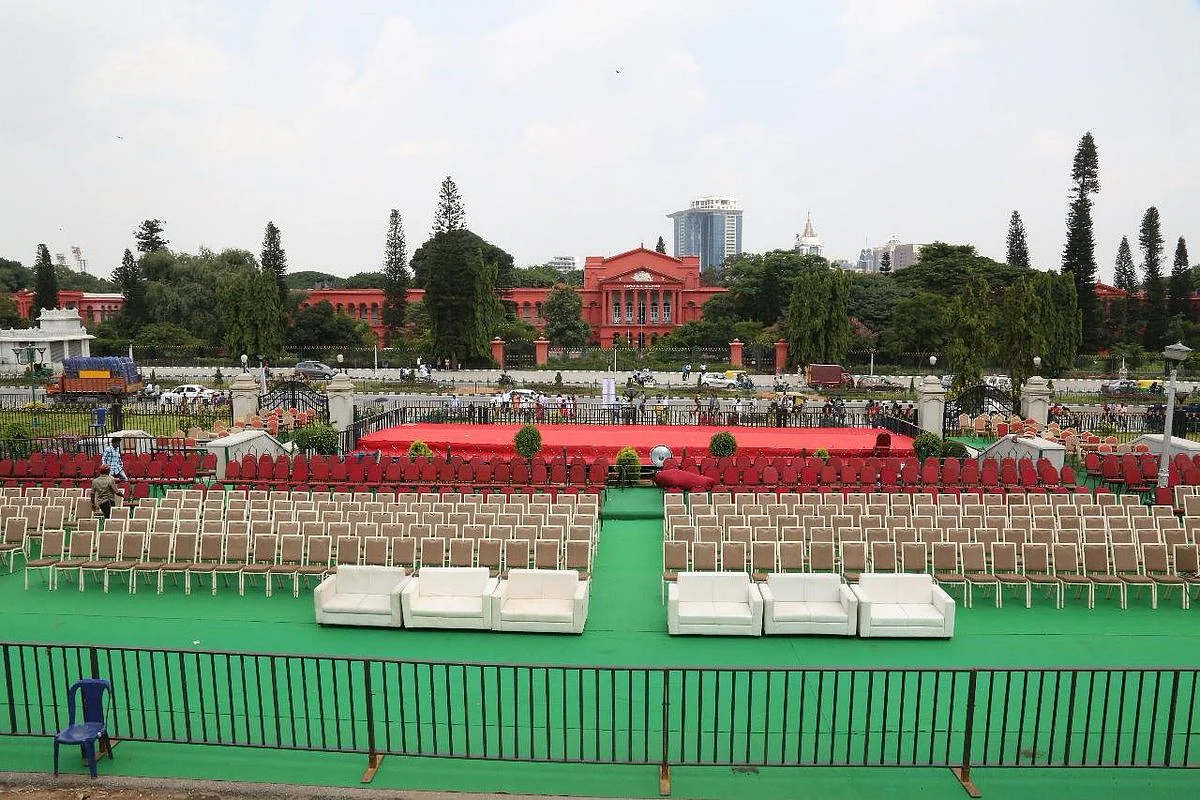Karnataka Live Updates: HD Kumaraswamy sworn in as Karnataka CM