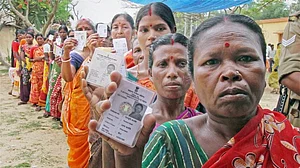 Bengal queues up to vote in Panchayat elections