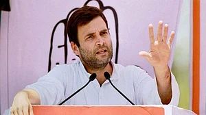 Karnataka elections: Rahul battles BJP-RSS on Dalit welfare
