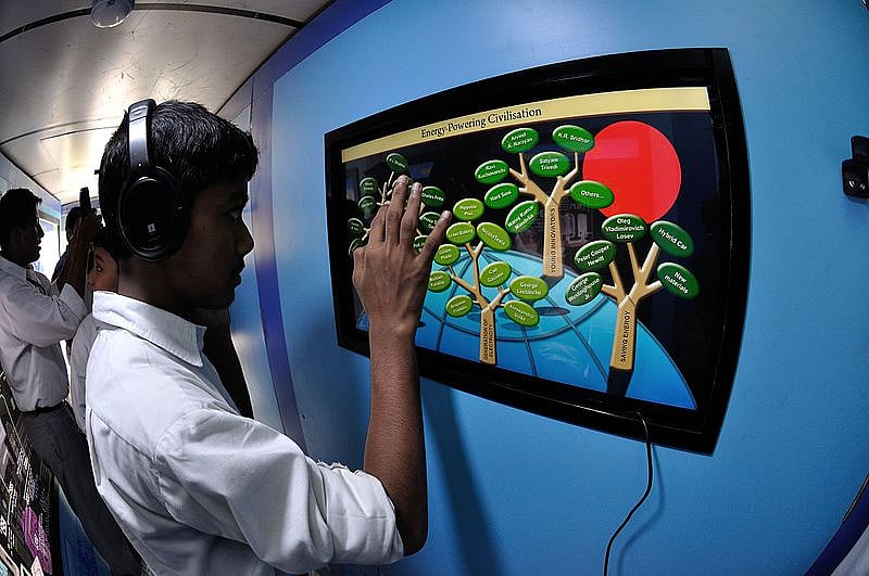 Despite ‘Digital India’ push, just 25% Indians use Internet: Pew survey