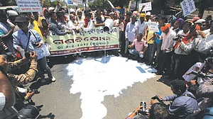 One year after Mandsaur, farmers still wary of MP govt’s antics